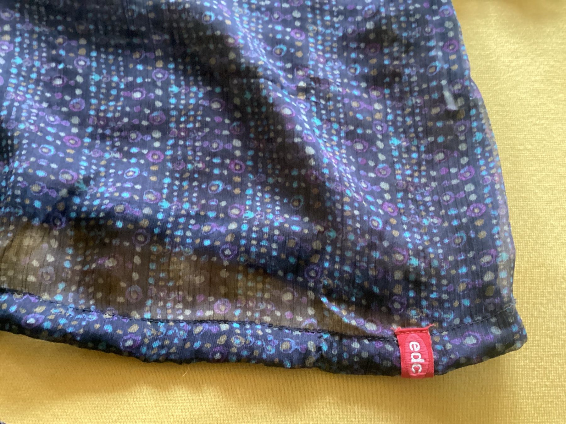 Esprit Camicette: ESPRIT BLUSE/OBERTEIL GR.36/S / Blau gemustert / transparent – Usato da Frauenfeld venduto da Boldi46 1