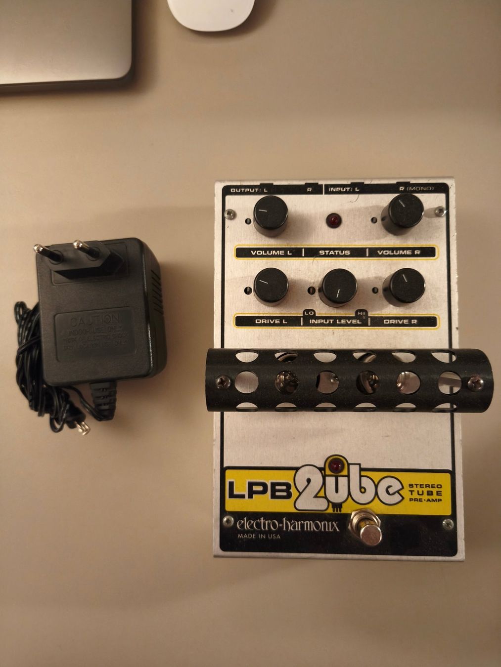 Electro-Harmonix Musikinstrumente: Elektro Harmonix LPB 2ube - gebraucht – Gebraucht aus Zürich von Stettlab