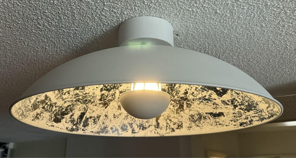 Lampadari & plafoniere: Decken-/ Wandleuchte – Usato da Dänikon ZH venduto da Plaetschernderbach