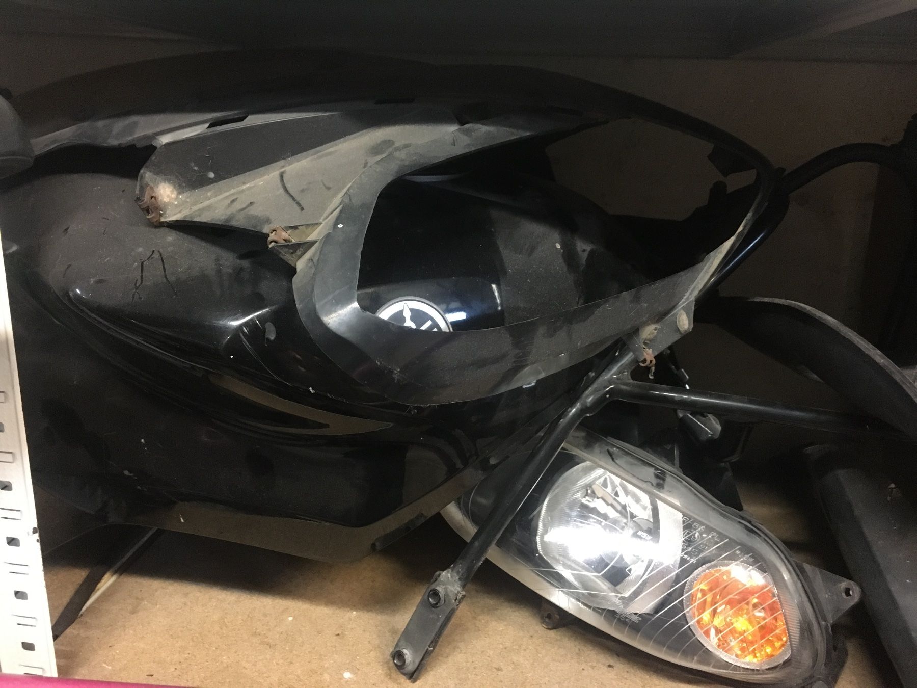Yamaha Strada: Yamaha Tzr 50 + 1 châssis et plaind de pièces – Usato da Boudevilliers venduto da boost98 5