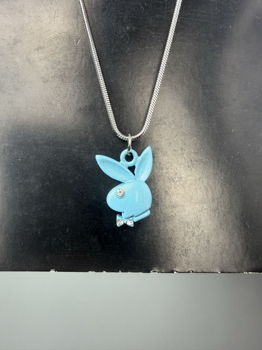 Playboy Colliers: Vintage Playboy necklace – D'occasion à Lausanne par Unehistoiredesapes 1
