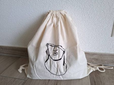 Sac en tissu brodé à la main - Handbestickte Stofftasche