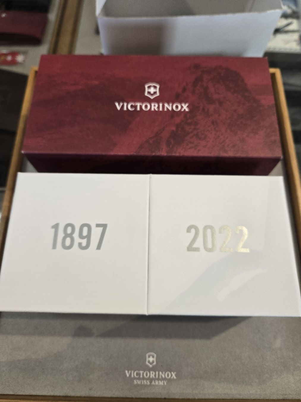 Victorinox Coltelli tascabile: Replica 1897 version 2022 number 889/9999 – Nuovo (secondo la descrizione) da Luzern venduto da Nini_862 7