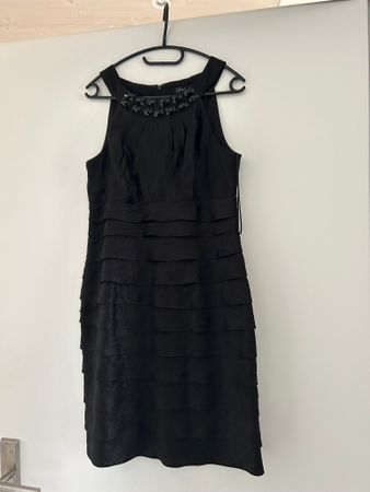 Festliches Kleid Gr. 40