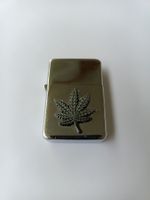 Feuerzeug Cannabisblatt Motiv Chrom