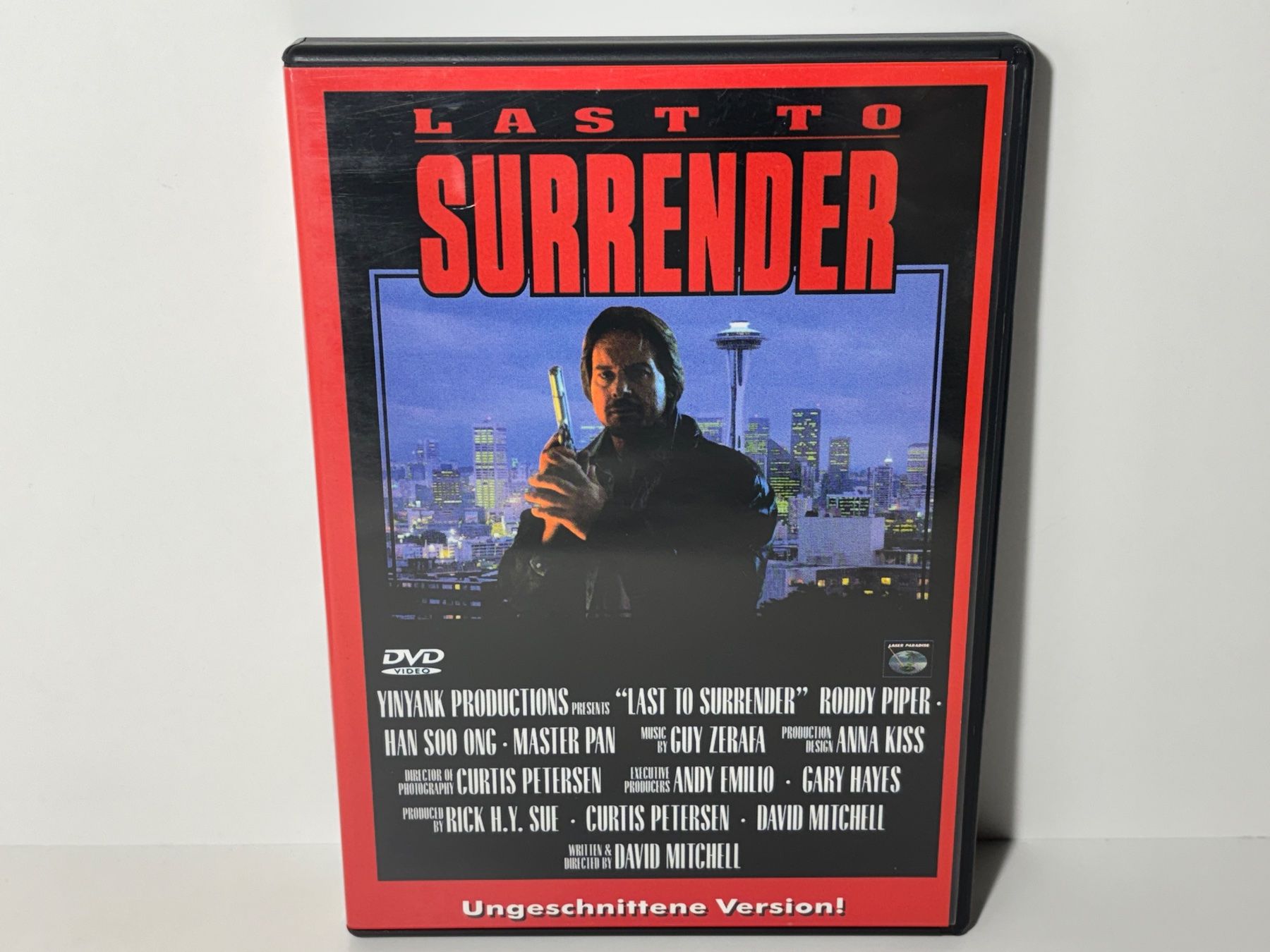 Tutti i DVDs: Last to Surrender DVD – Usato da Wilderswil venduto da Sstriker
