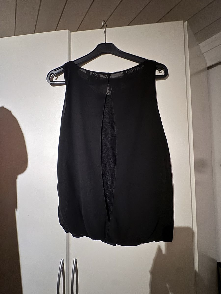 Camicette: Schwarzes ärmellose Bluse mit Rückenschlitz  – Nuovo (secondo la descrizione) da Marbach SG venduto da Rob_sta 1
