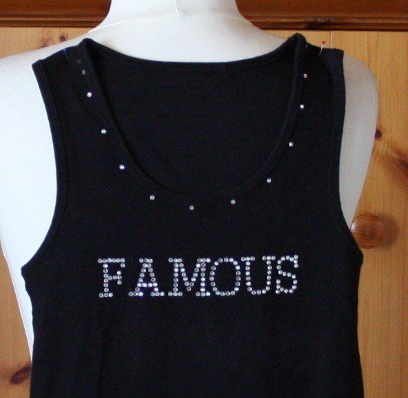 T-shirt: T - Shirt schwarz Gr. S – Usato da Flüelen venduto da Diversicum-Textil 1