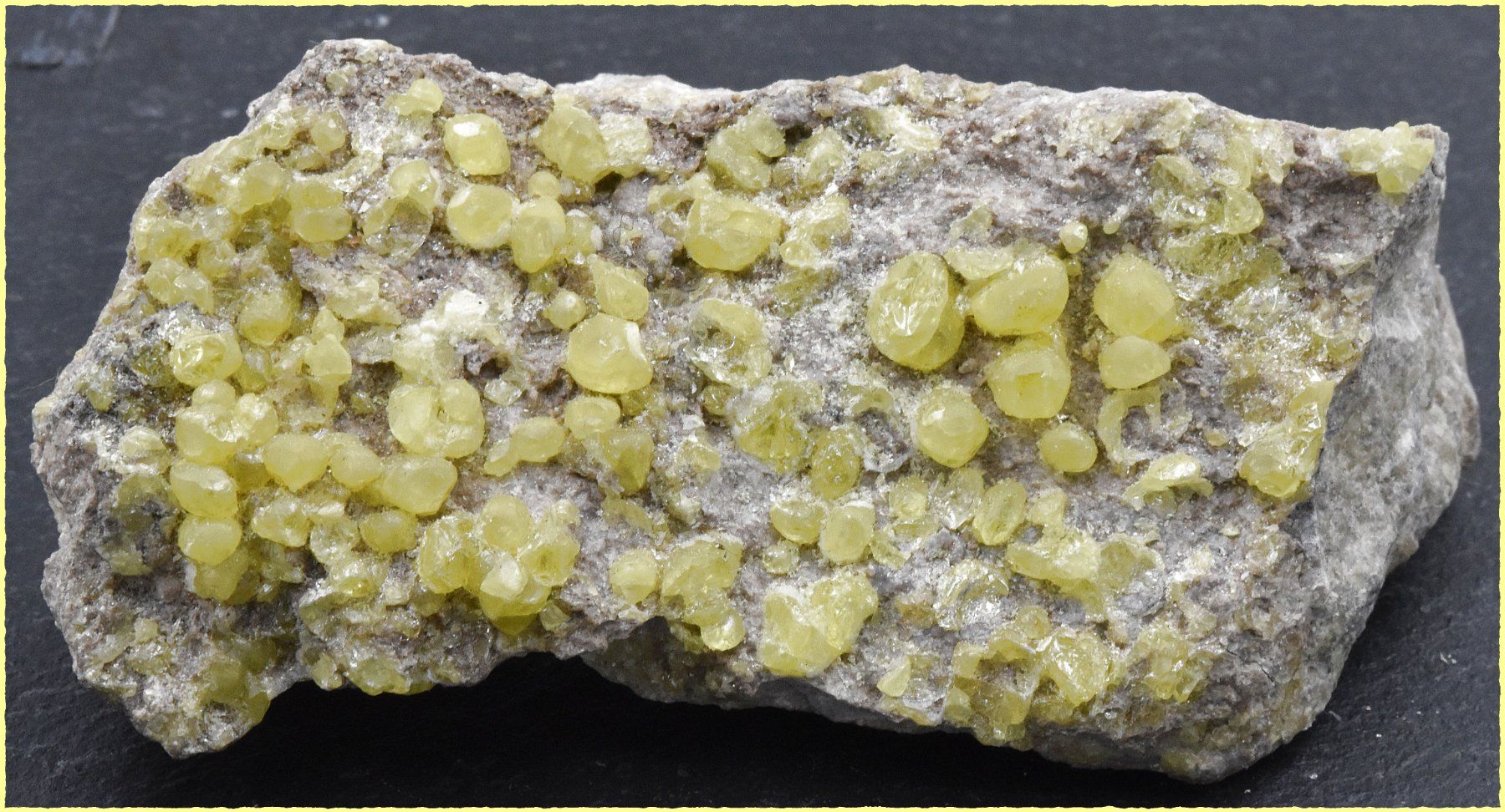 Minerali & Pietre curative: Schwefel Kristalle auf Matrix – Nuovo e nell'imballaggio originale da Nassenwil venduto da QuarySeller 1