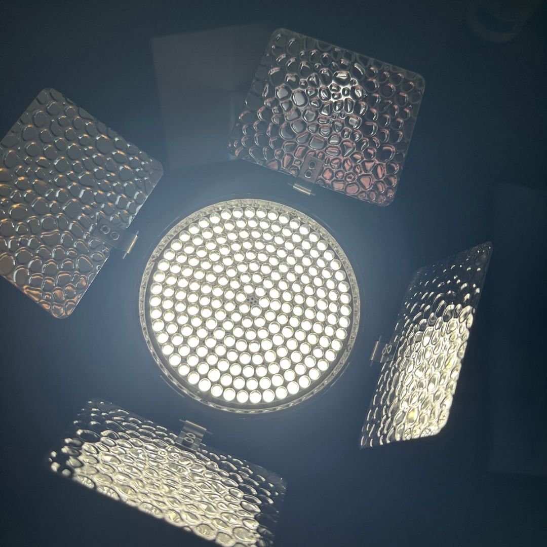 Lampade: Yongnuo YN216 LED Video Light – Usato da Nidau venduto da Karolow 1