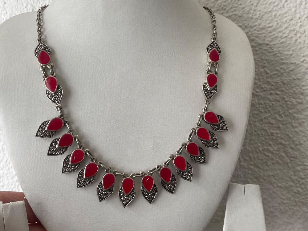 Collier Vintage Magnifique – Bijou Occasion à Style Rétro Unique