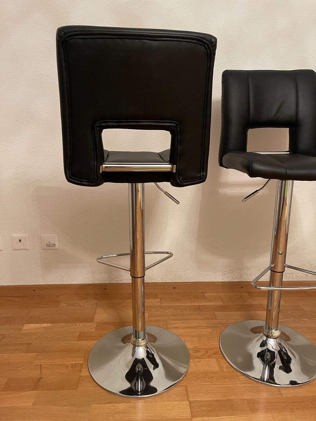 Sgabelli: Barhocker in 8185 Winkel abzuholen – Usato da Langnau am Albis venduto da phi_fl8q 2