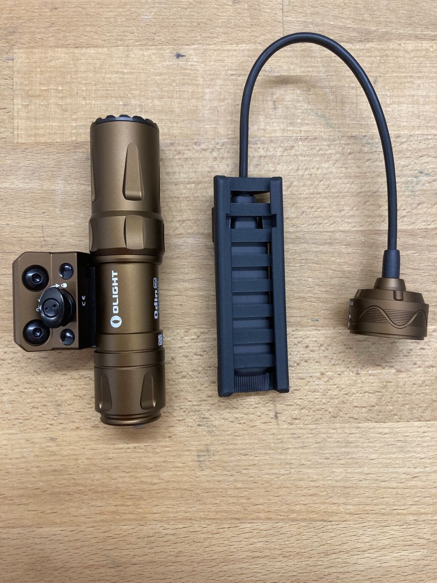 Olight Lampade: Waffenlampe Olight Odin Mini – Usato da Rossrüti venduto da Aqua75 1