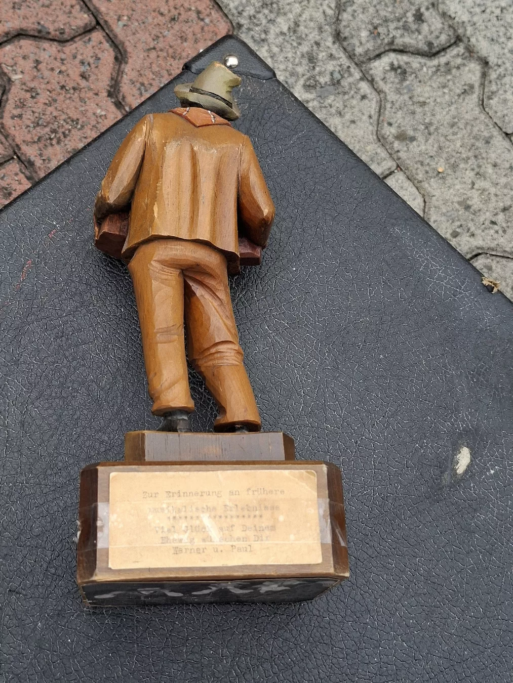 Statuette: brienzer sclultur mann mit orgeli – Usato da Villeneuve venduto da BibiVintage 2