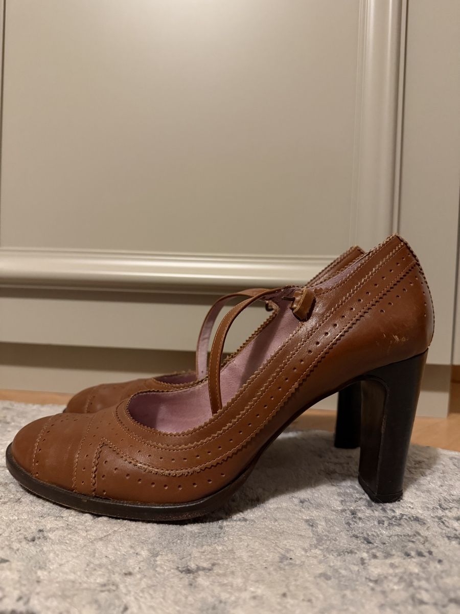 Scarpe da donna: Mary Jane Brown Leather Heels, Size 40 – Usato da Zürich venduto da kas_g26m 1