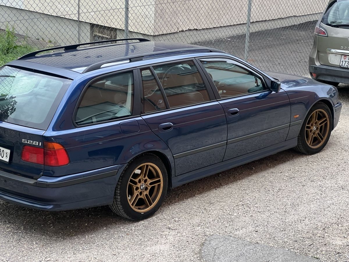 BMW Autos: BMW 528i E39 1997 – Defekt aus Basel von Rannakarbid 3