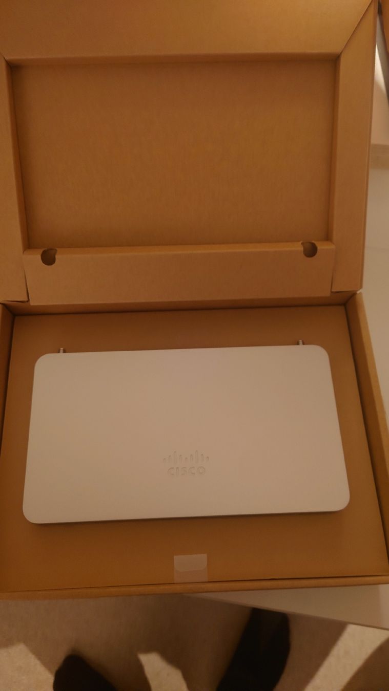 Cisco Firewall: gebrauchtes Meraki MX67W Security Appliance - ohne Lizenz – Usato da Dübendorf venduto da DCest 2