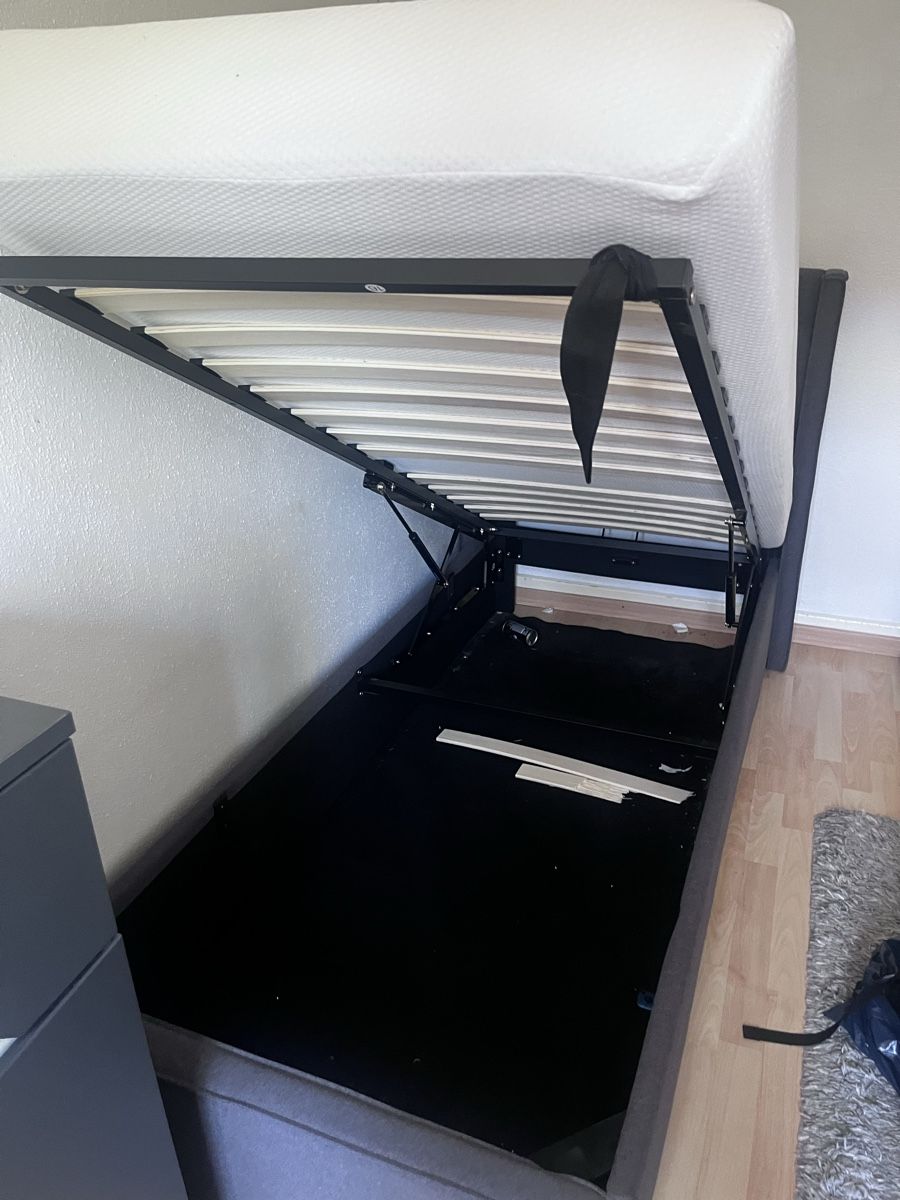 Betten: Single Bed with Storage good condition – Neu (gemäss Beschreibung) aus Wallisellen von dom_66mz