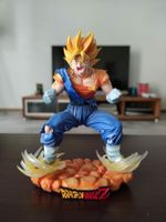 Superbe figurine de Vegeto SSJ - Dragon Ball Z