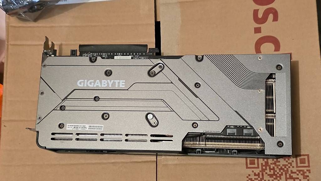 Gigabyte Schede grafiche: RX 7800XT Gigabyte OC – Usato da Zug venduto da JOPAAA77 2