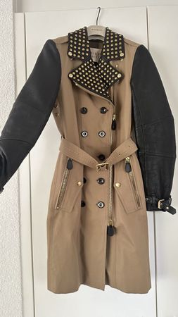 Burberry Brit Trenchcoat mit Leder Gr. 40 beige Nieten