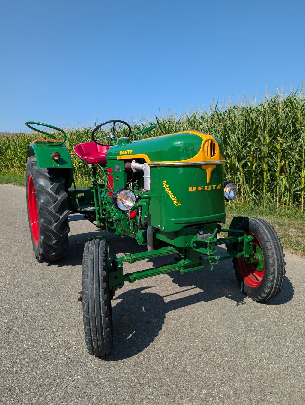 Deutz Trattori: Traktor Deutz D25 1957 – Usato da Emmen venduto da limonette 2