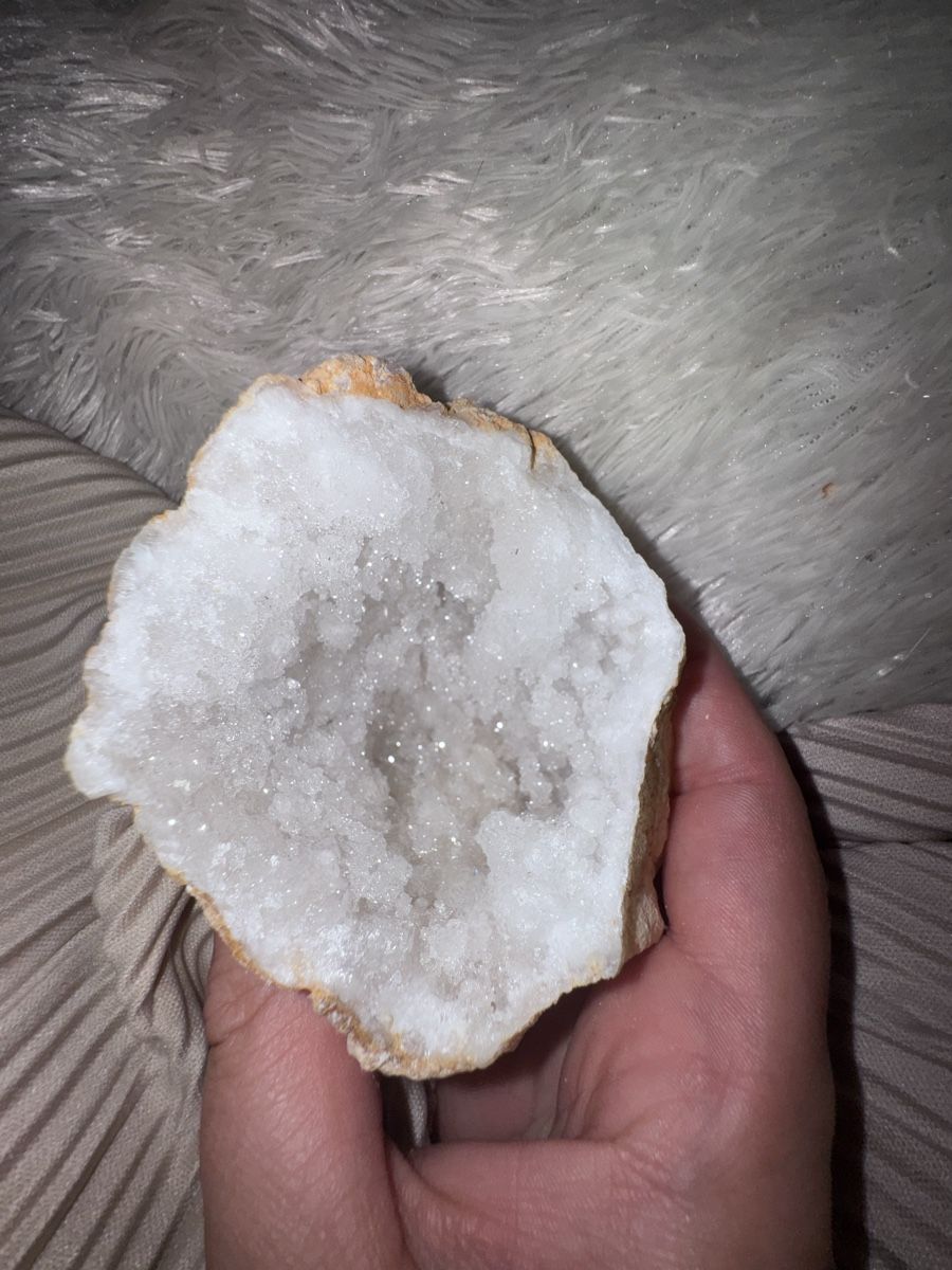 Mineralien & Heilsteine: Quarzgeode – Gebraucht aus Müllheim Dorf von nad_pgq2 2