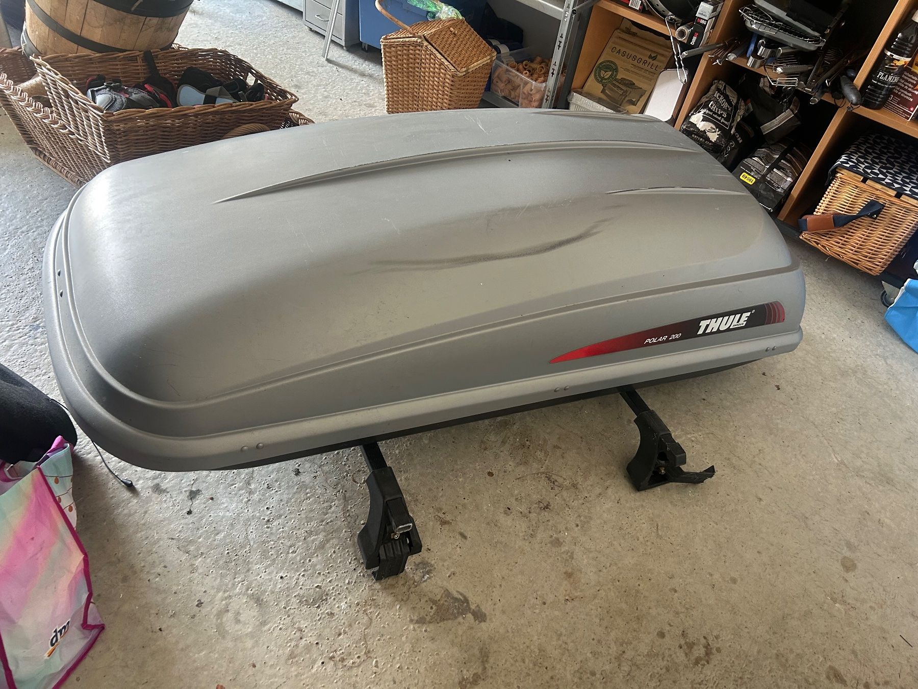 Thule Dachboxen: Thule Dachbox – Gebraucht aus Herisau von Sundrive54