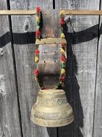 Tolle Glocke mit einem schönen Riemen
