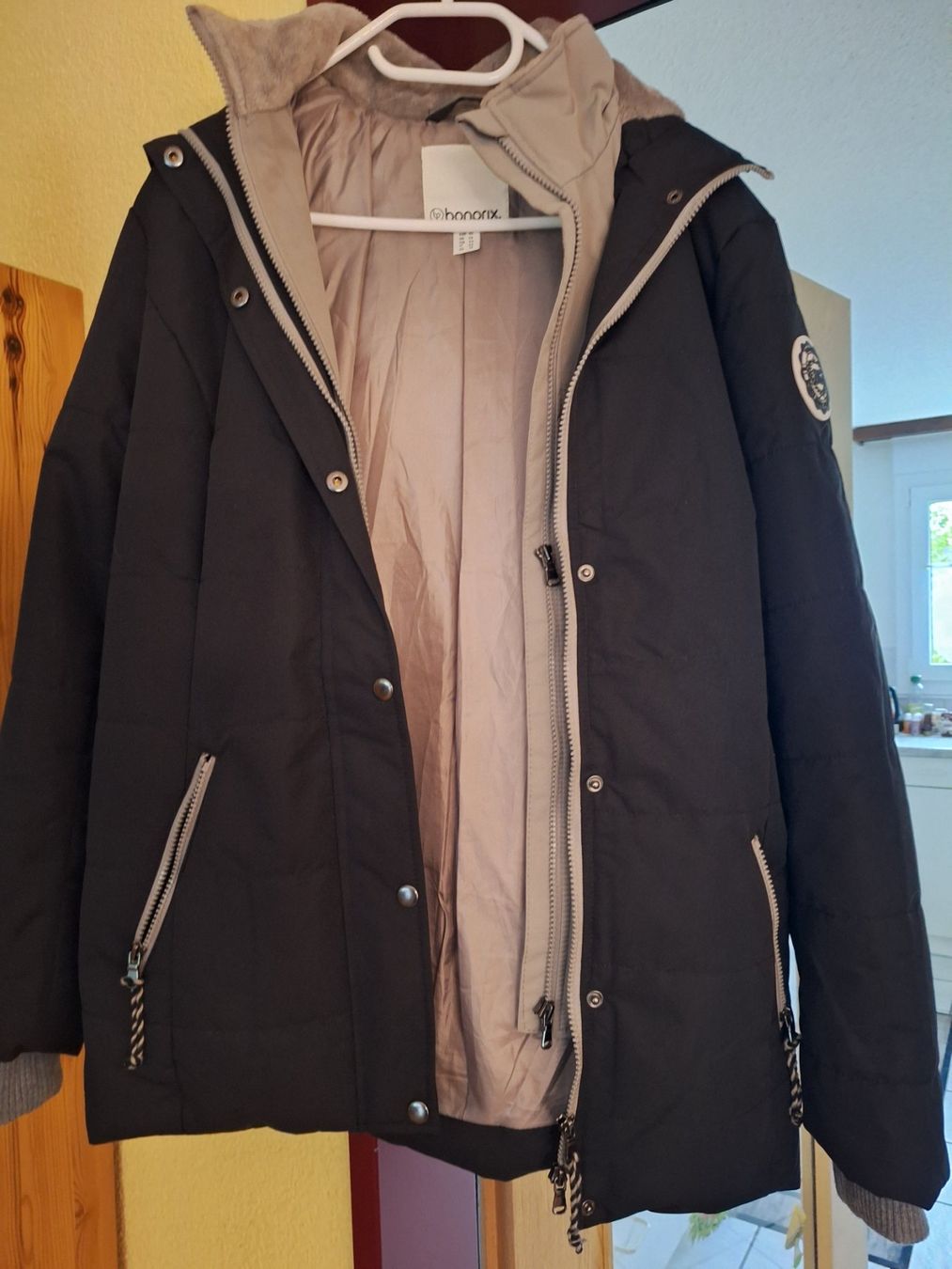 Giacche: Winterjacke, Neuwertig, Grösse 42 – Nuovo (secondo la descrizione) da Altendorf venduto da Tschaessi 1