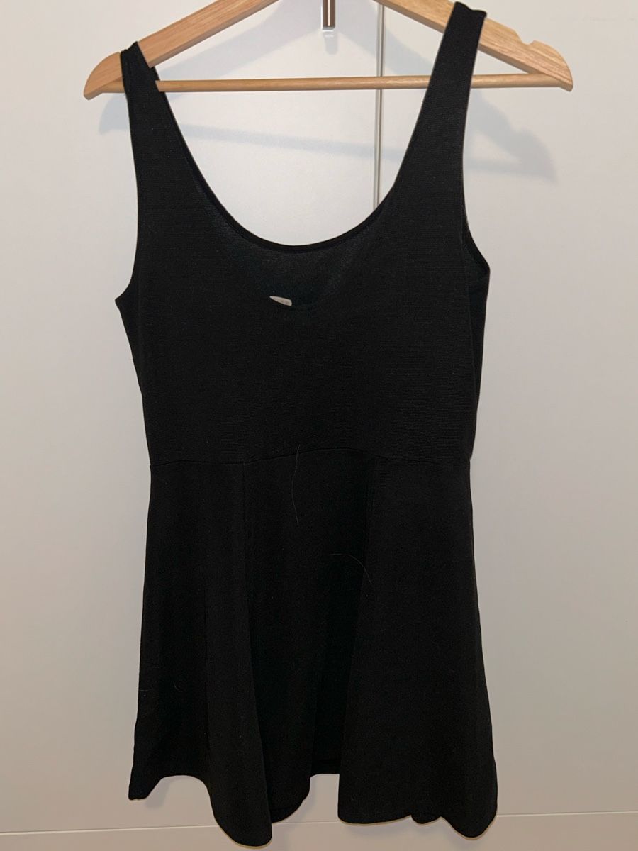 H&M Kleider: Schickes, kleines schwarzes  - Sommerkleid – Gebraucht aus Laufen von Jassi.quinn 1