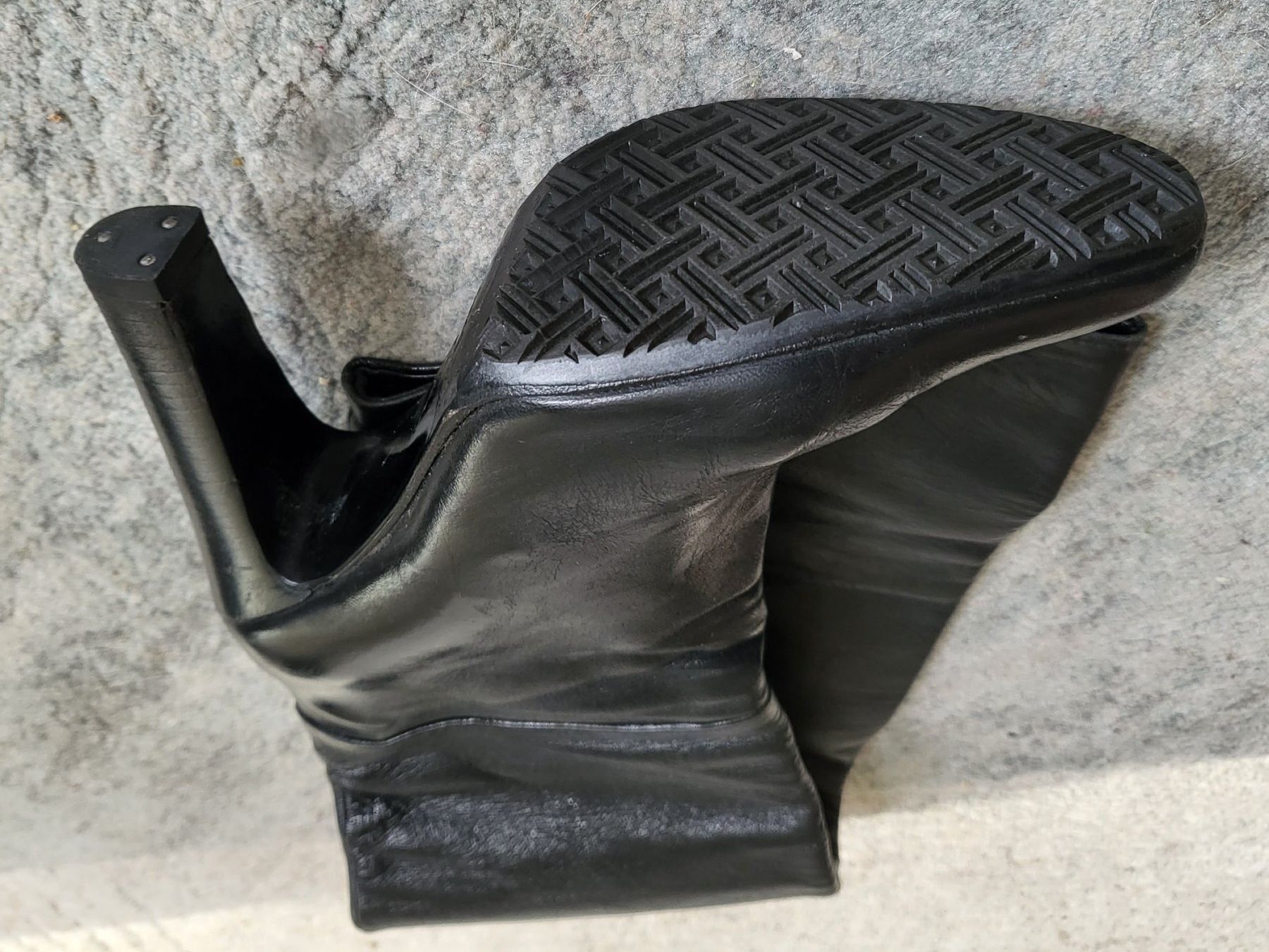 Scarpe da donna: Bottes hautes en cuir noir, taille 38. – Usato da Neuchâtel venduto da wikit 6