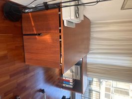 Büro Tisch mit 2 Stuhlen