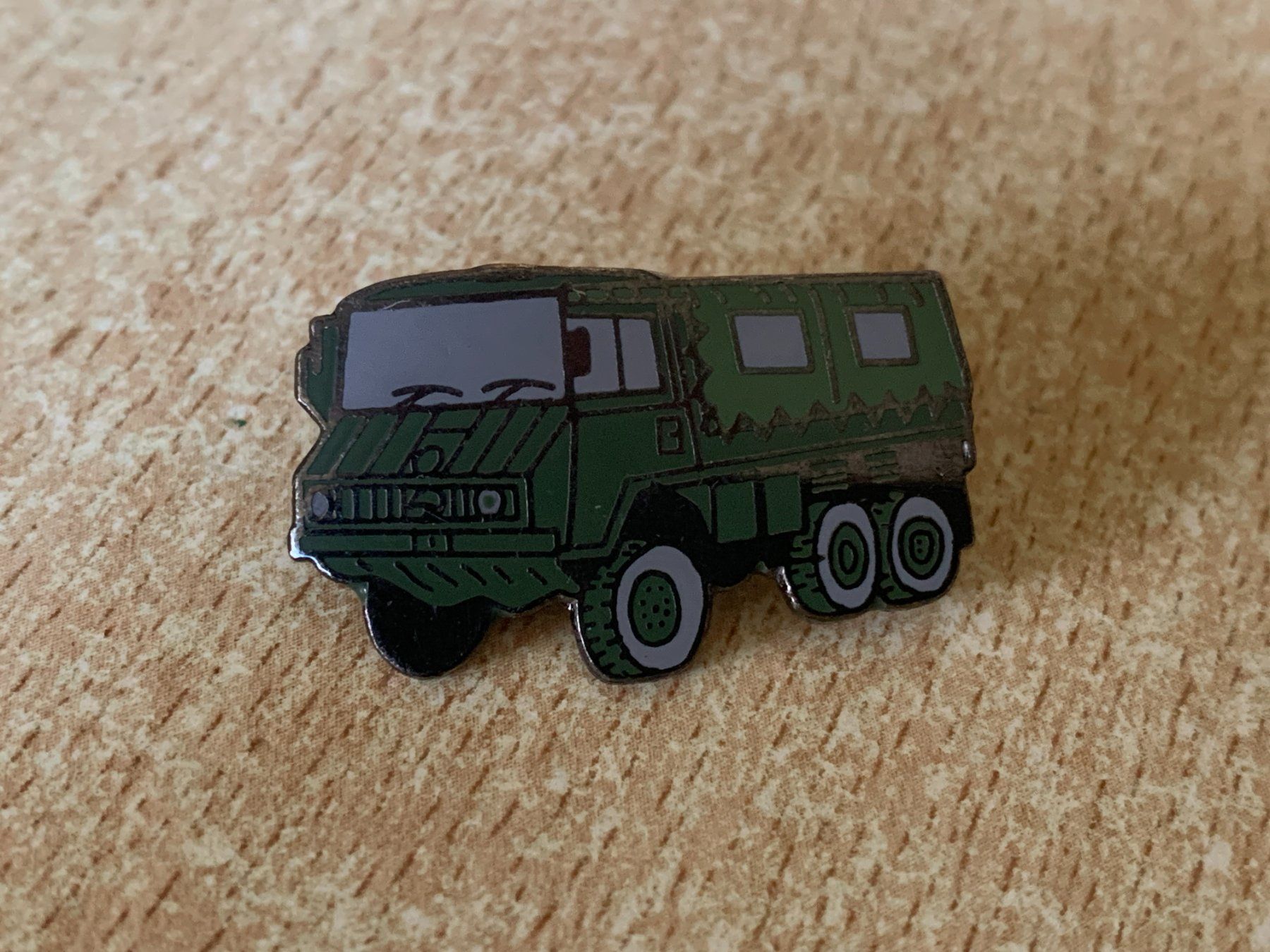 Placchette & Badge: Pin's Schweizer Armee – Nuovo (secondo la descrizione) da Flums venduto da finn1975