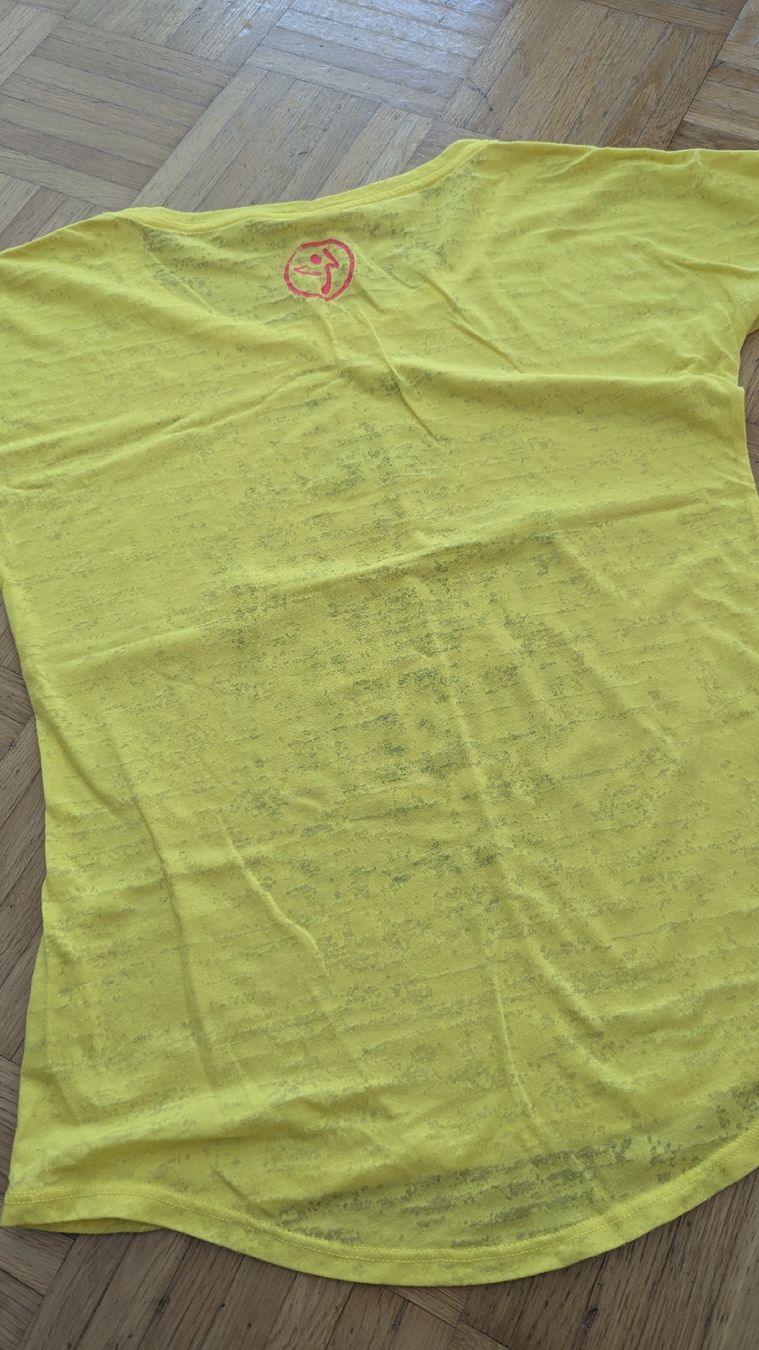 T-shirt: Zumba T-shirt – Usato da Zürich venduto da Stonejewelry 4