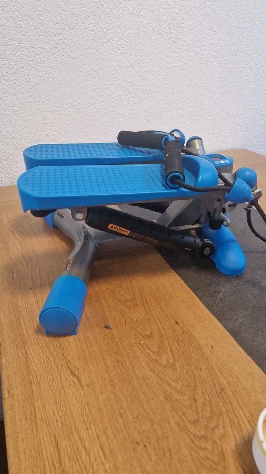 Decathlon Hometrainer: Stepper twister domyos – Usato da Colombier NE venduto da videstock 3