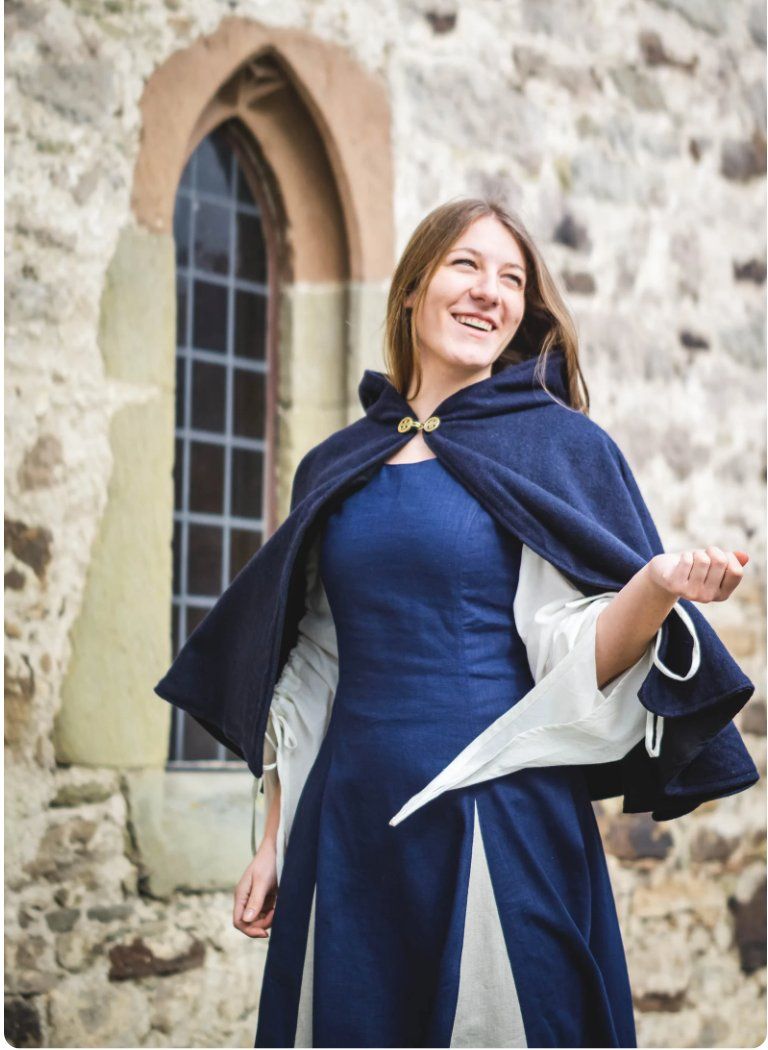 Altro in  Abbigliamento & Accessori: Cape Wollfilz Dunkelblau – Nuovo (secondo la descrizione) da Zumikon venduto da Frauenecke 4