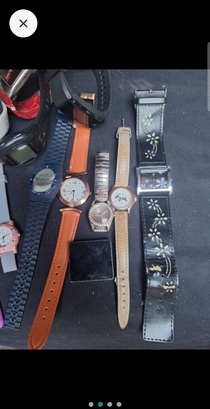 Orologi: Lot de montres  – Difettoso da Tannay venduto da v1n1p00h 2