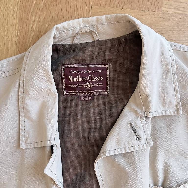 Cappotti: Malboro Trenchcoat – Usato da St. Gallen venduto da man_72f2 2