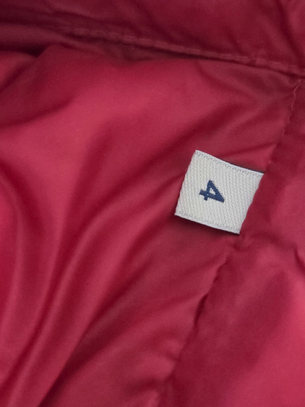 Moncler Gilets & Westen: Moncler, Gilet, Weste – Neu (gemäss Beschreibung) aus Wiesendangen von Sinhuk 6