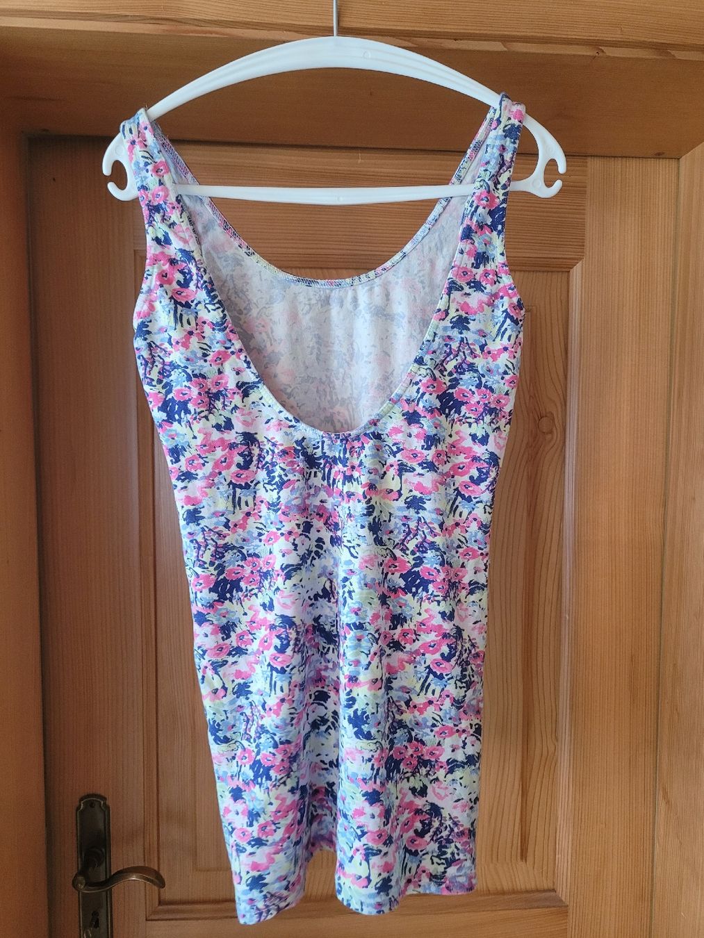 H&M Top: Neues Top, Grösse 38 – Nuovo (secondo la descrizione) da Kallnach venduto da _blub_ 1