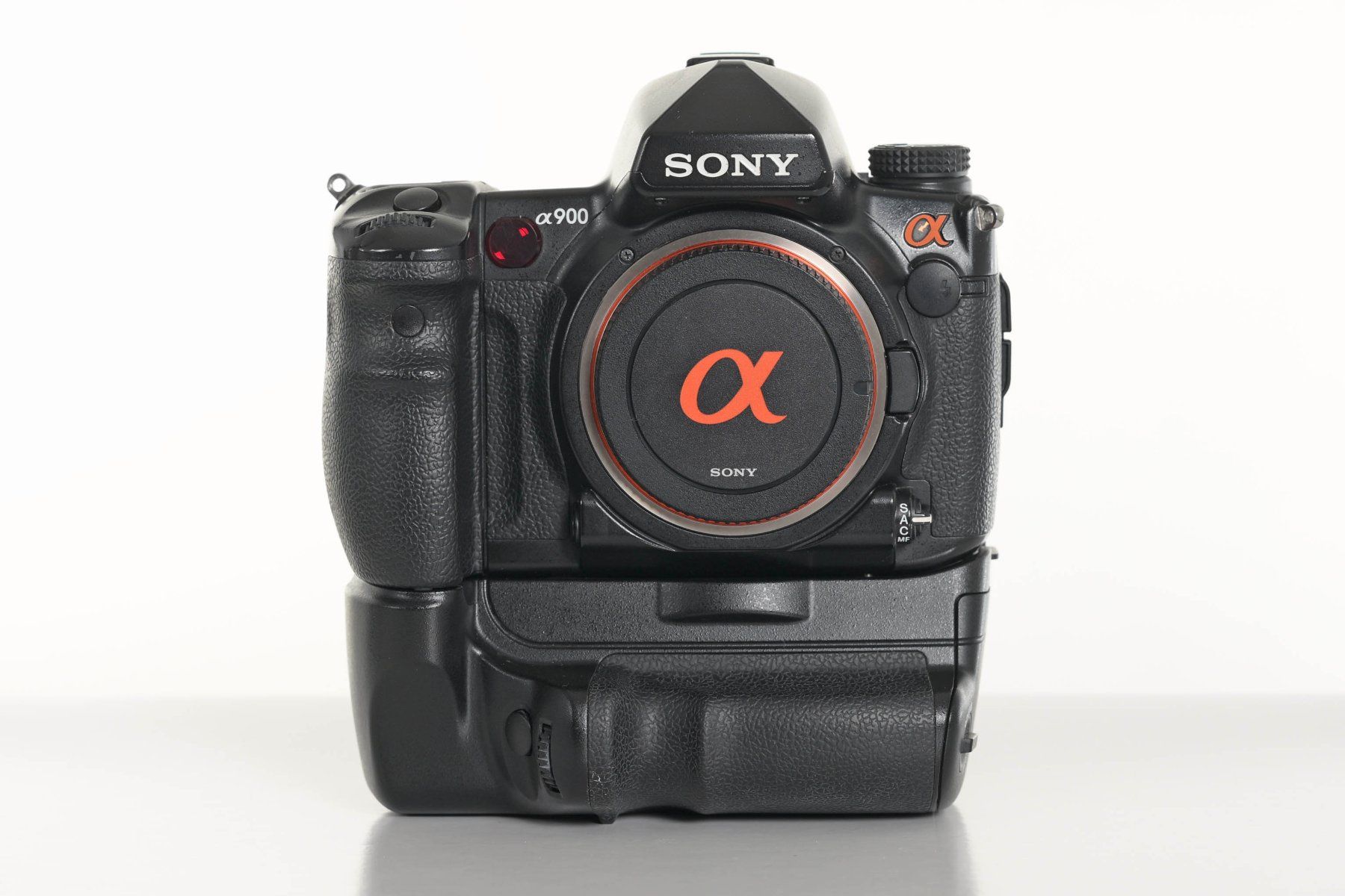 Sony Appareil photo: Sony Alpha 900 inkl. VG-C90 – D'occasion à Wädenswil par tevyag