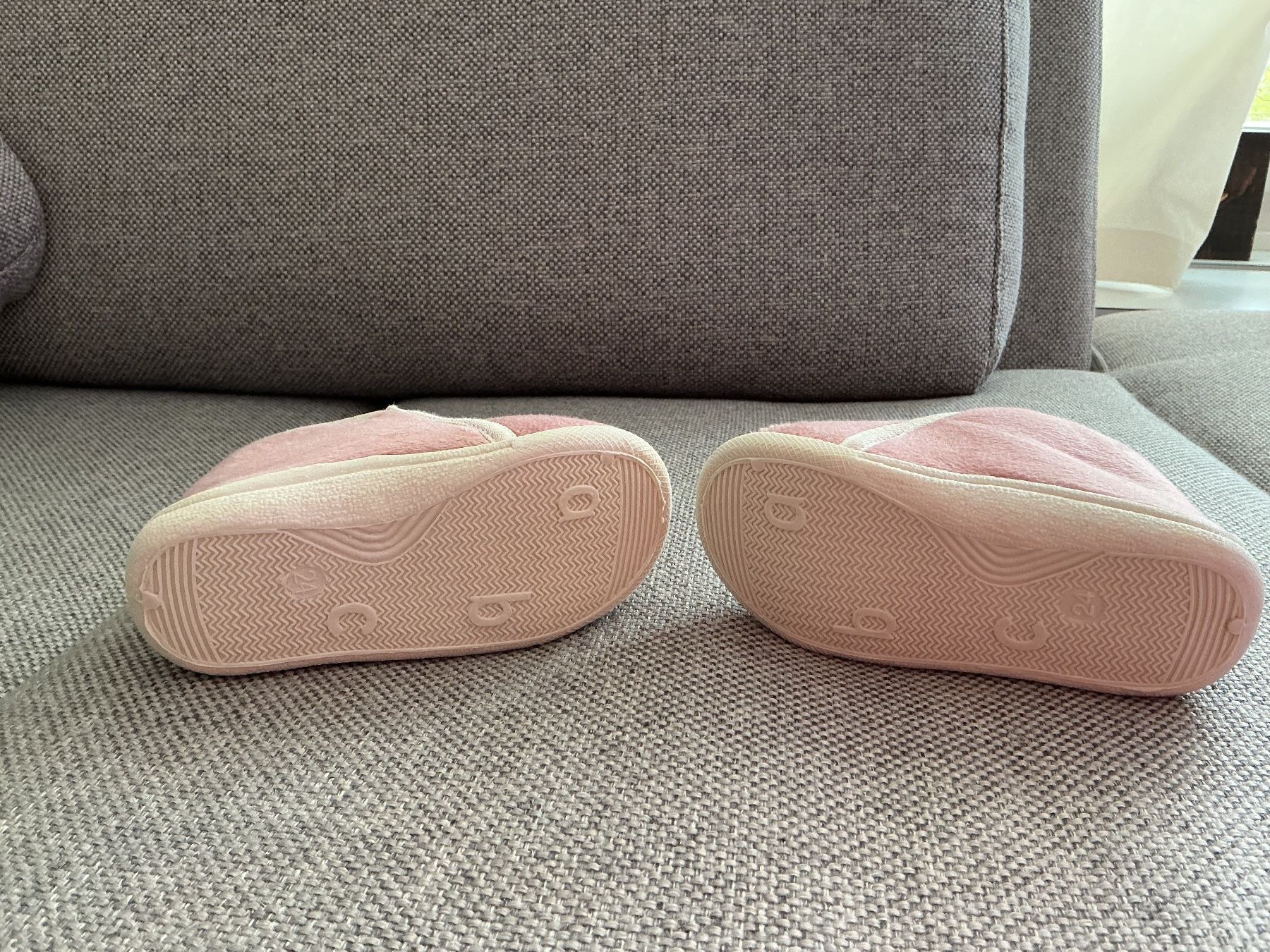Schuhe für Jungen: Warm House Shoes 24 – Gebraucht aus Brugg AG von Magna3 3