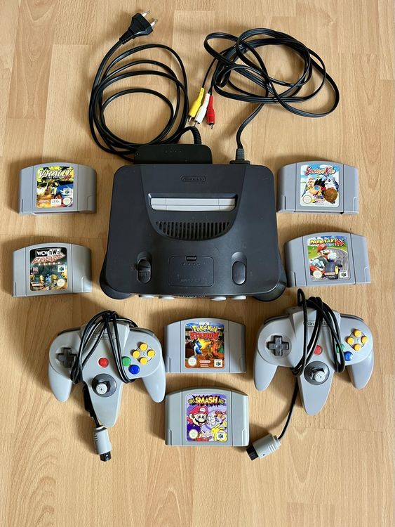 Nintendo 64 inkl. 2 Controller und Legenden-Games 1