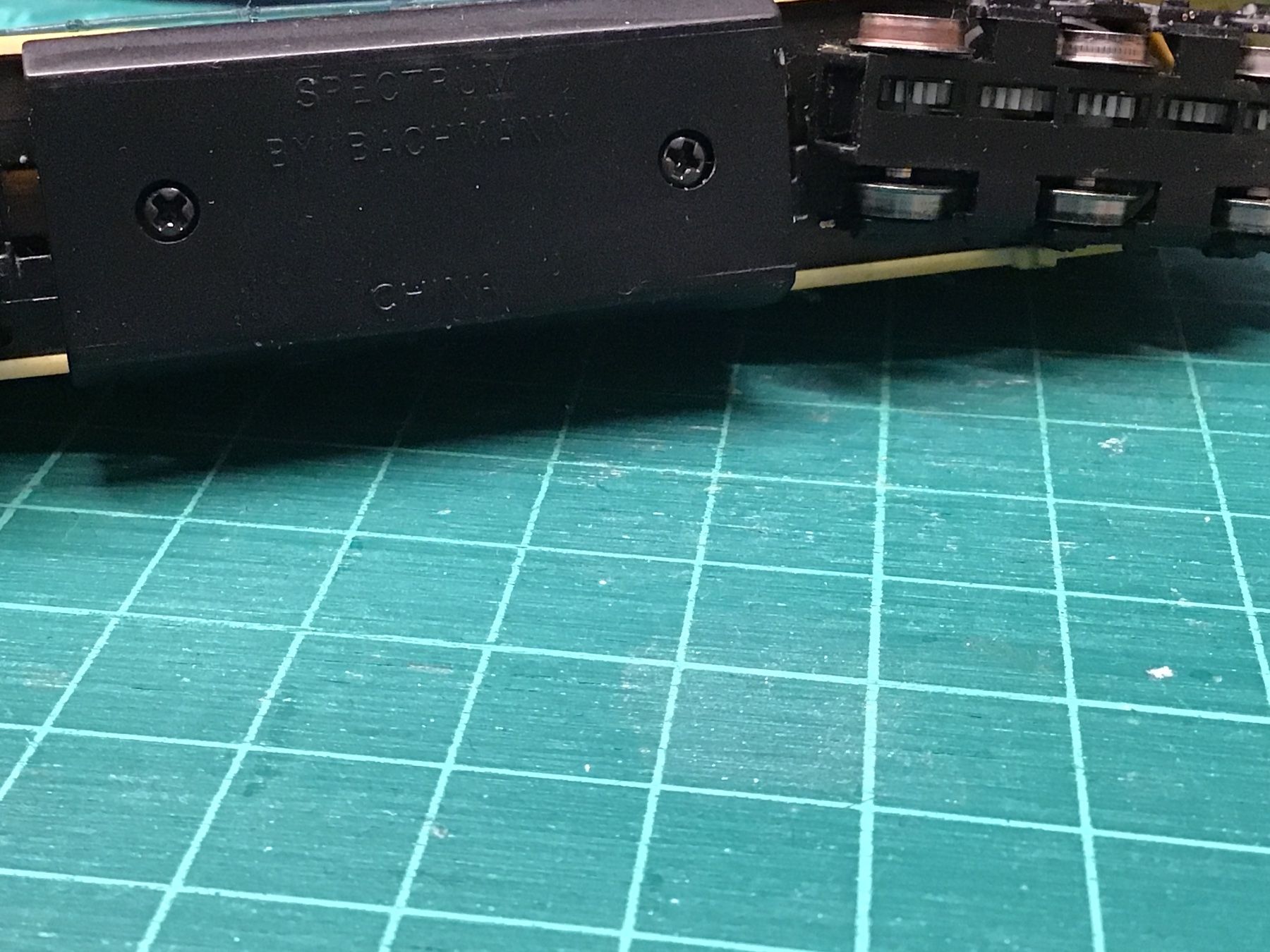 Spectrum Modellini di ferrovie: Spur N CNW 6506 - Spectrum Bachmann – Usato da Männedorf venduto da Modell-Spezialisten 2