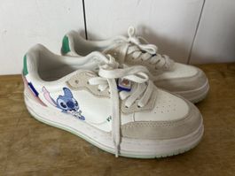 Sneaker Zara Stitch Motiv Grösse 35