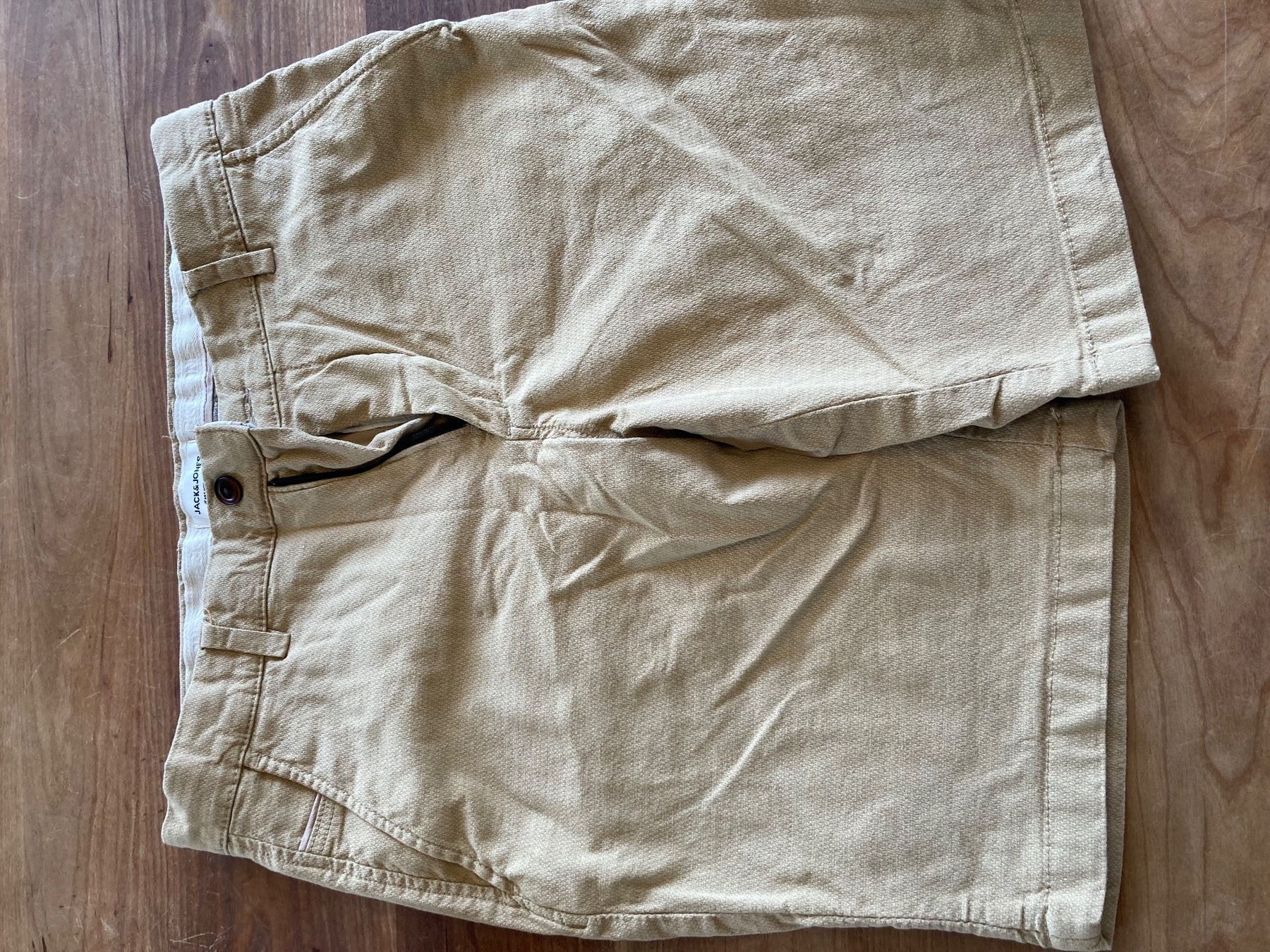 Pantaloni: Beige Shorts Grösse M – Usato da Lostorf venduto da Gavia