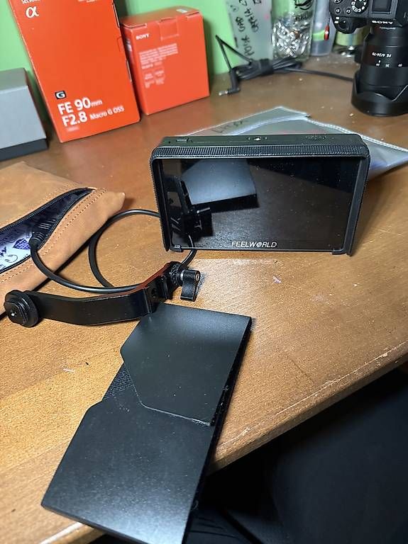 Monitor: Moniteur Vidéo feelworld touchfield F6+ – Usato da La Sarraz venduto da Gabster.lobster 1