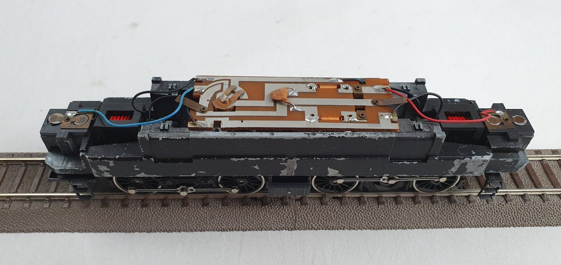 Roco Modelleisenbahnen: Roco 04191 SBB Be 4/6 H0/DC , Bastler – Defekt aus Seon von voAllBah 5