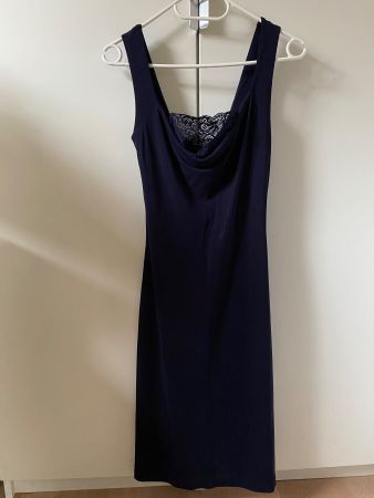 Neuwertiges dunkelblaues Kookai Kleid Grösse 1